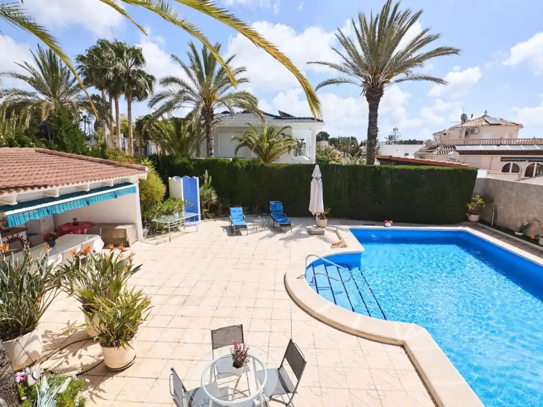 Swimming pool of Houses for sale in Rojales  with Air Conditioner and Private garden