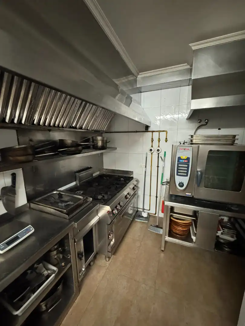 Kitchen of Commercial properties for rent in Bilbao   with Air Conditioner and Furnished