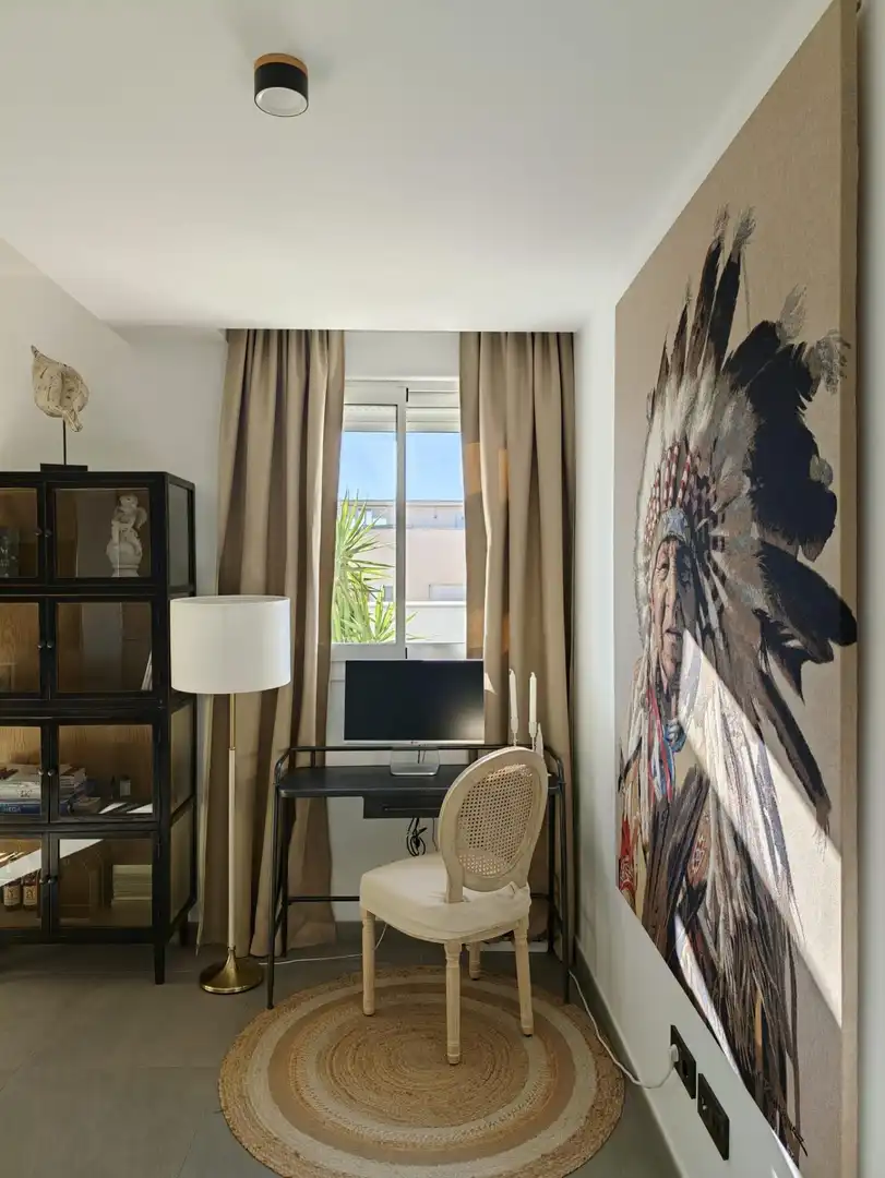 Attique avec piscine à louer à Casines, imagen 18