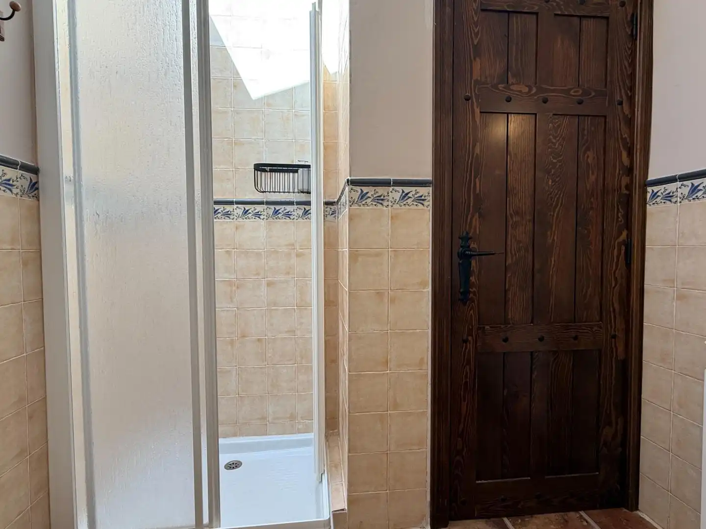 Baño de Finca rústica en venta en Auñón con Terraza, Amueblado y Balcón