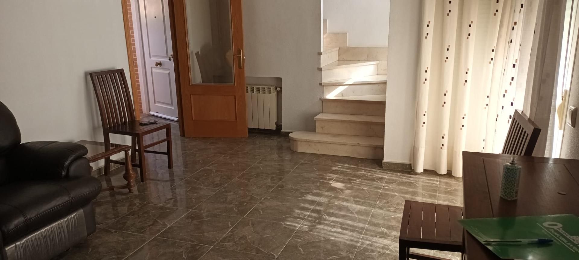 Single-family semi-detached to rent in Parque Manuel de Vega - Carretera de Ugena