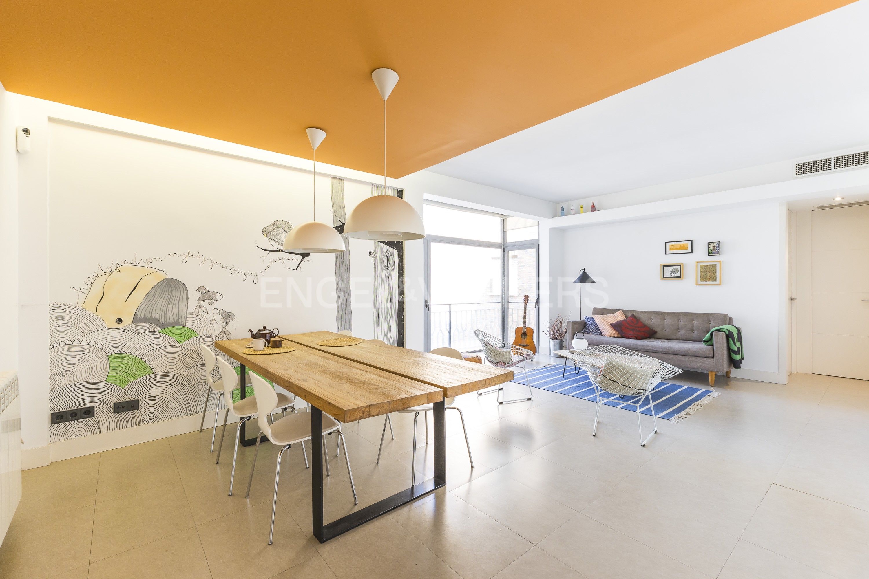Living room of Apartment for sale in  Madrid Capital  with Air Conditioner and Heating