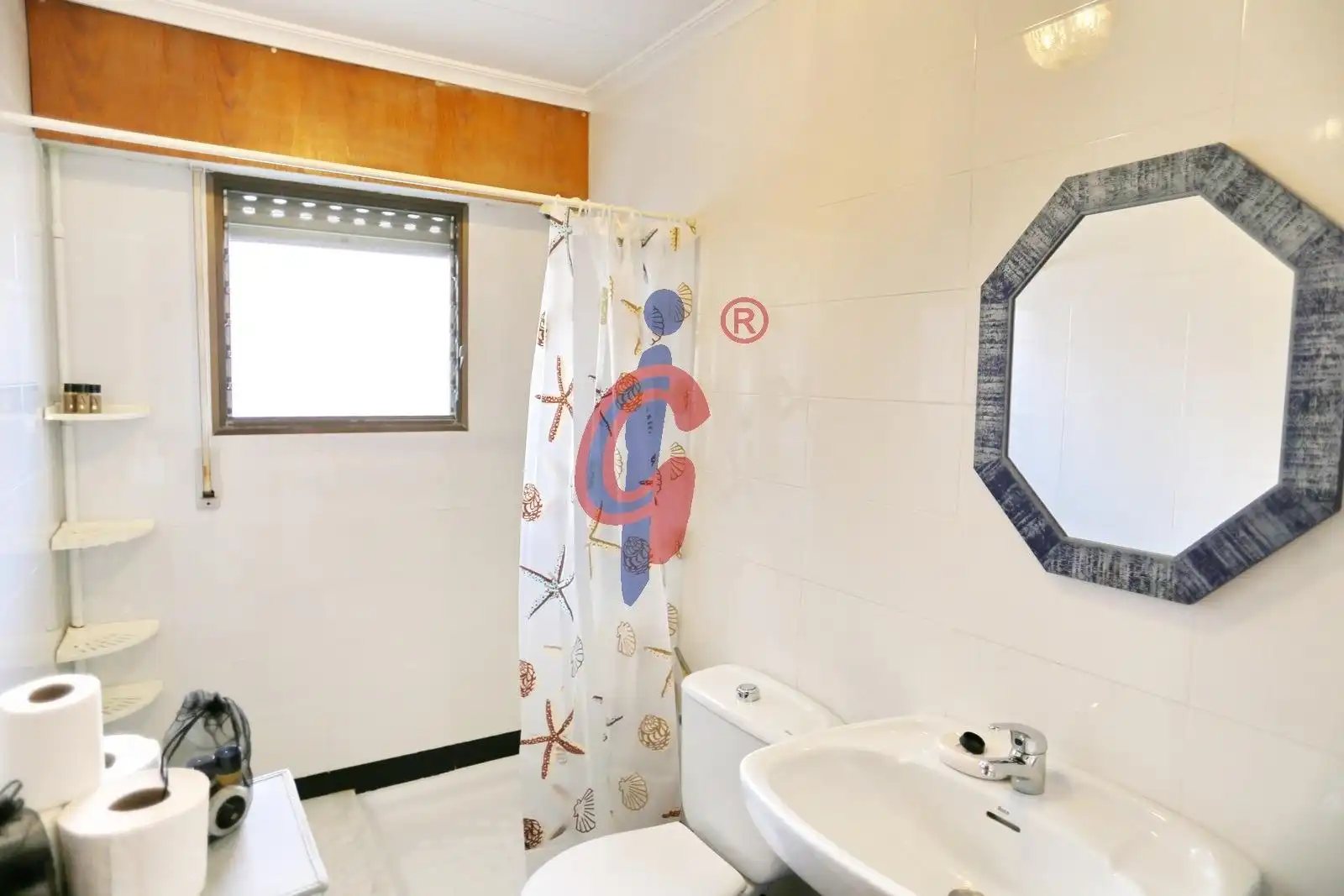Baño de Casa adosada en venta en Guardamar del Segura con Aire acondicionado, Terraza y Amueblado
