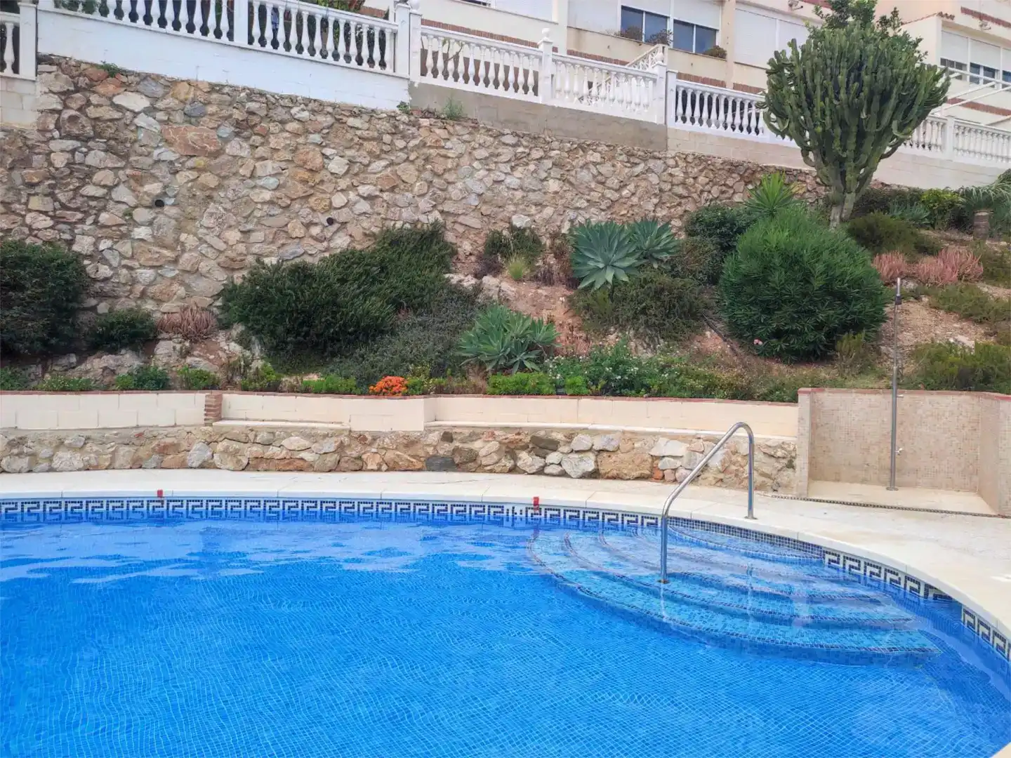 Piscina de Casa adosada de lloguer en Benalmádena