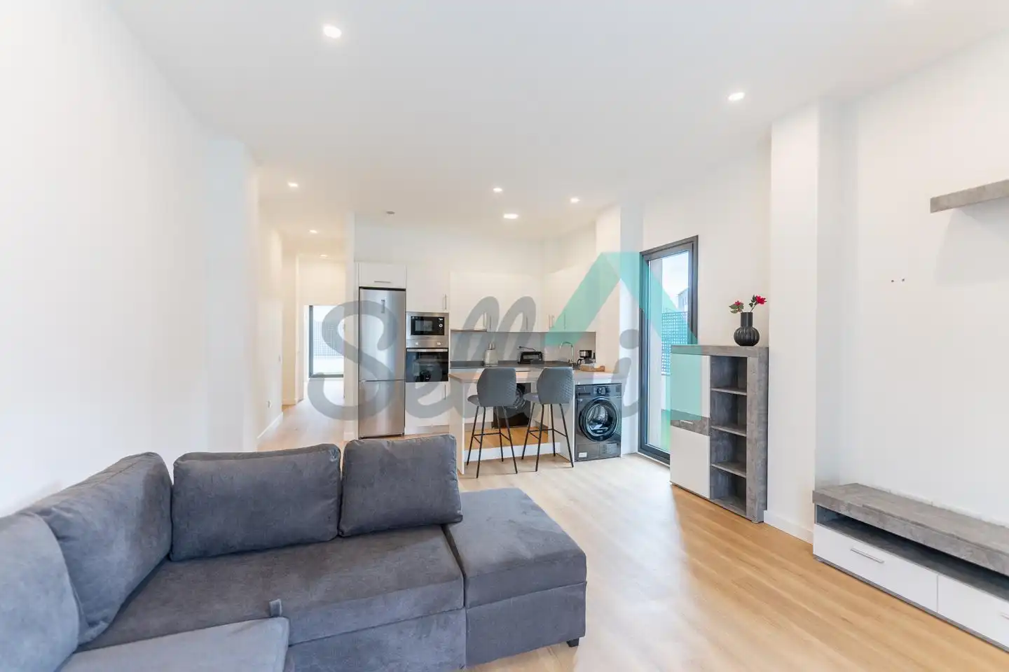 Sala d'estar de Planta baixa en venda en Oviedo  amb Aire condicionat, Calefacció i Terrassa
