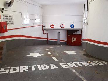 Doble amb ascensor en venda a Plaça d'Urquinaona 7