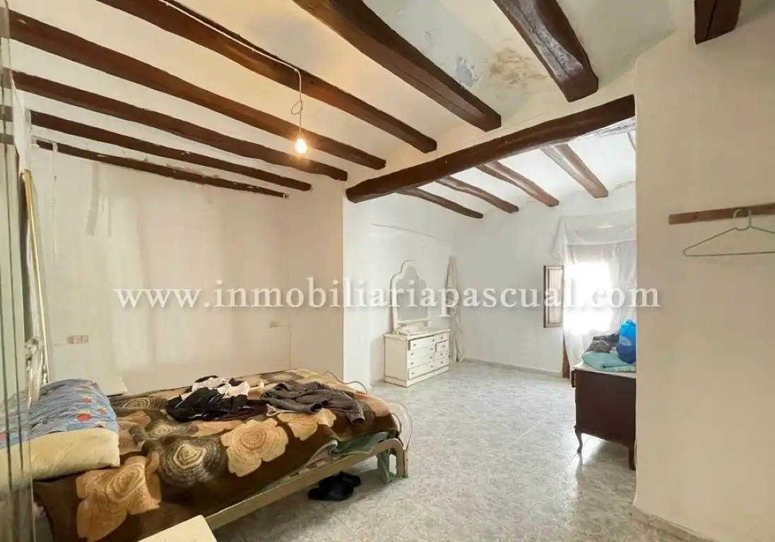 Sala d'estar de Casa o xalet en venda en Beniarrés amb Traster i Balcó