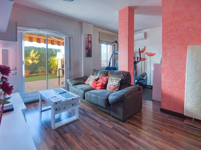 Living room of Attic for sale in L'Hospitalet de Llobregat  with Heating, Terrace and Storage room