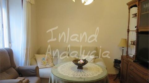 Foto 2 de Casa adosada en venta en Martos, Jaén
