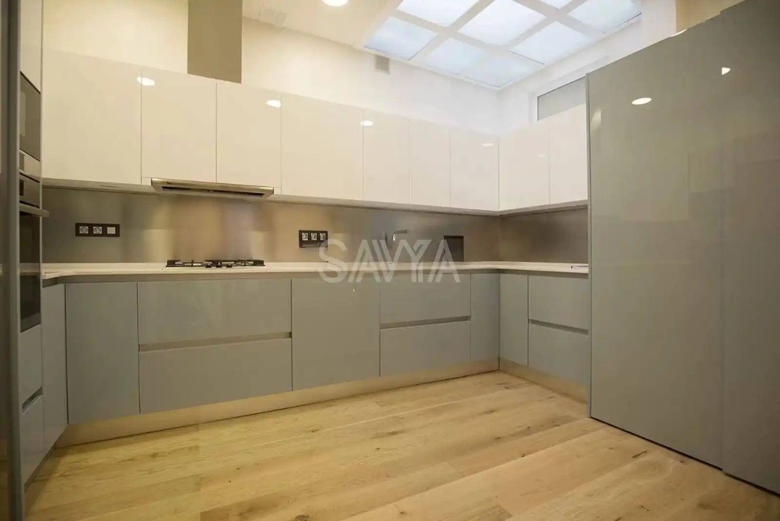 Cocina de Piso de alquiler en Población de Arroyo con Piscina