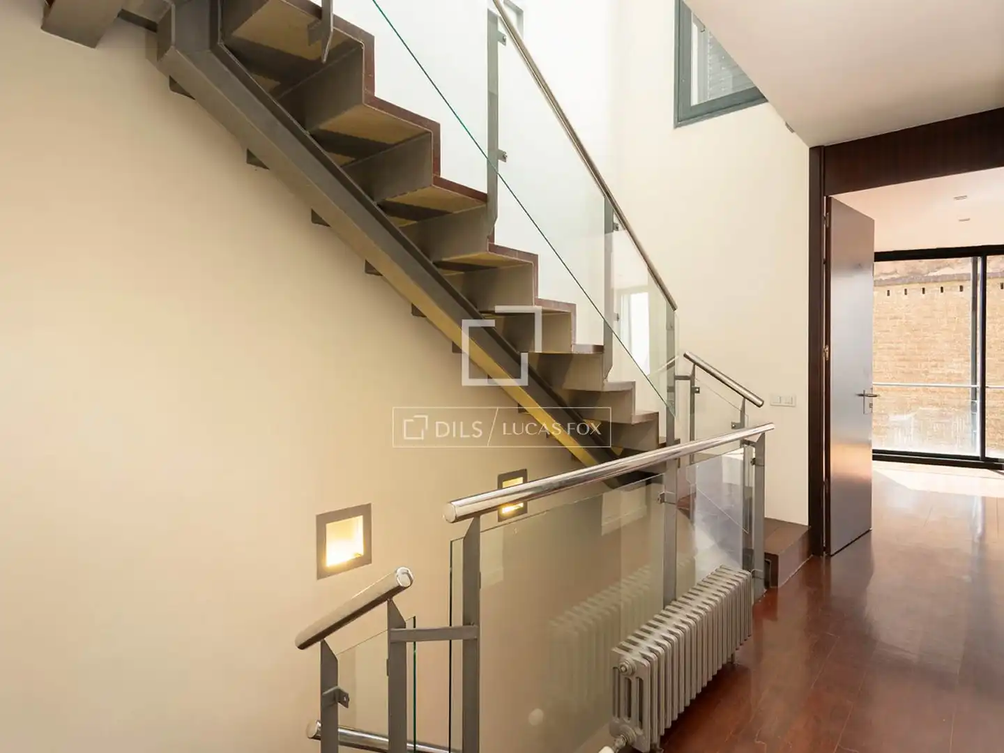 Houses for sale in Barcelona  with Air Conditioner, Terrace and Storage room