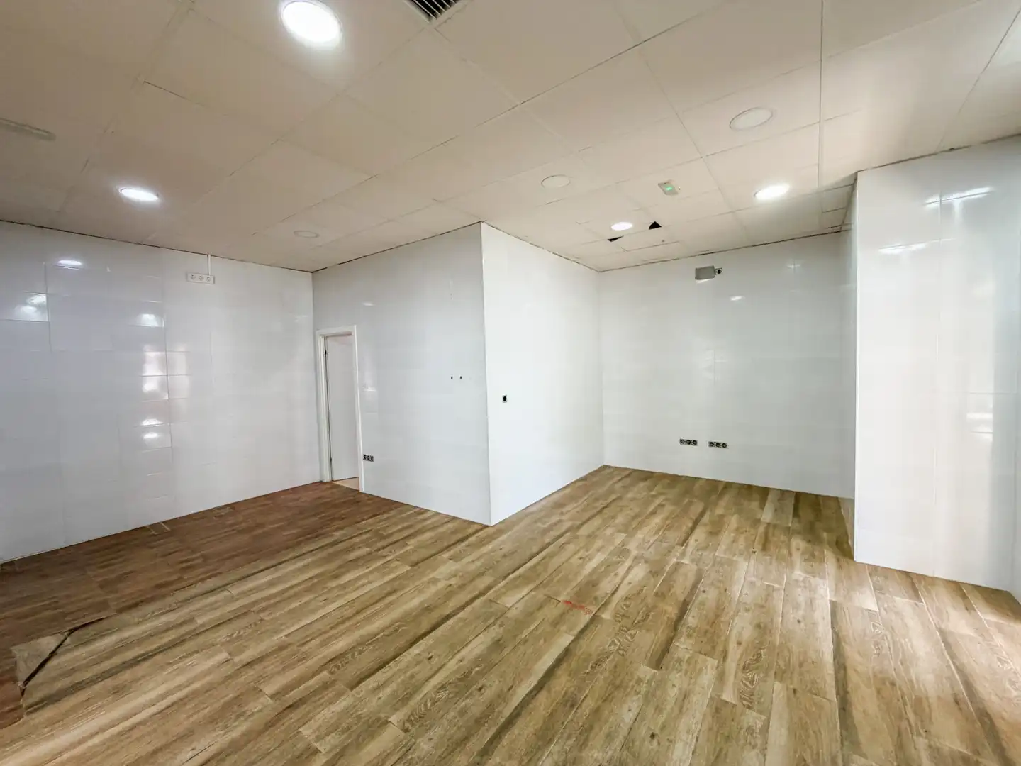 Local en venta en Los Barrios con Aire acondicionado