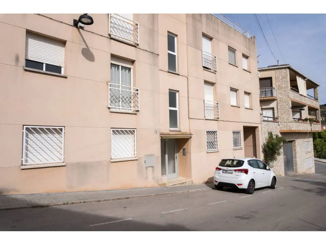 Vista exterior de Piso en venta en Sant Martí de Tous con Calefacción y Amueblado