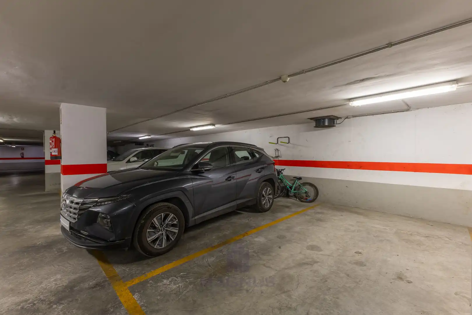 Aparcament de Apartament en venda en Patraix