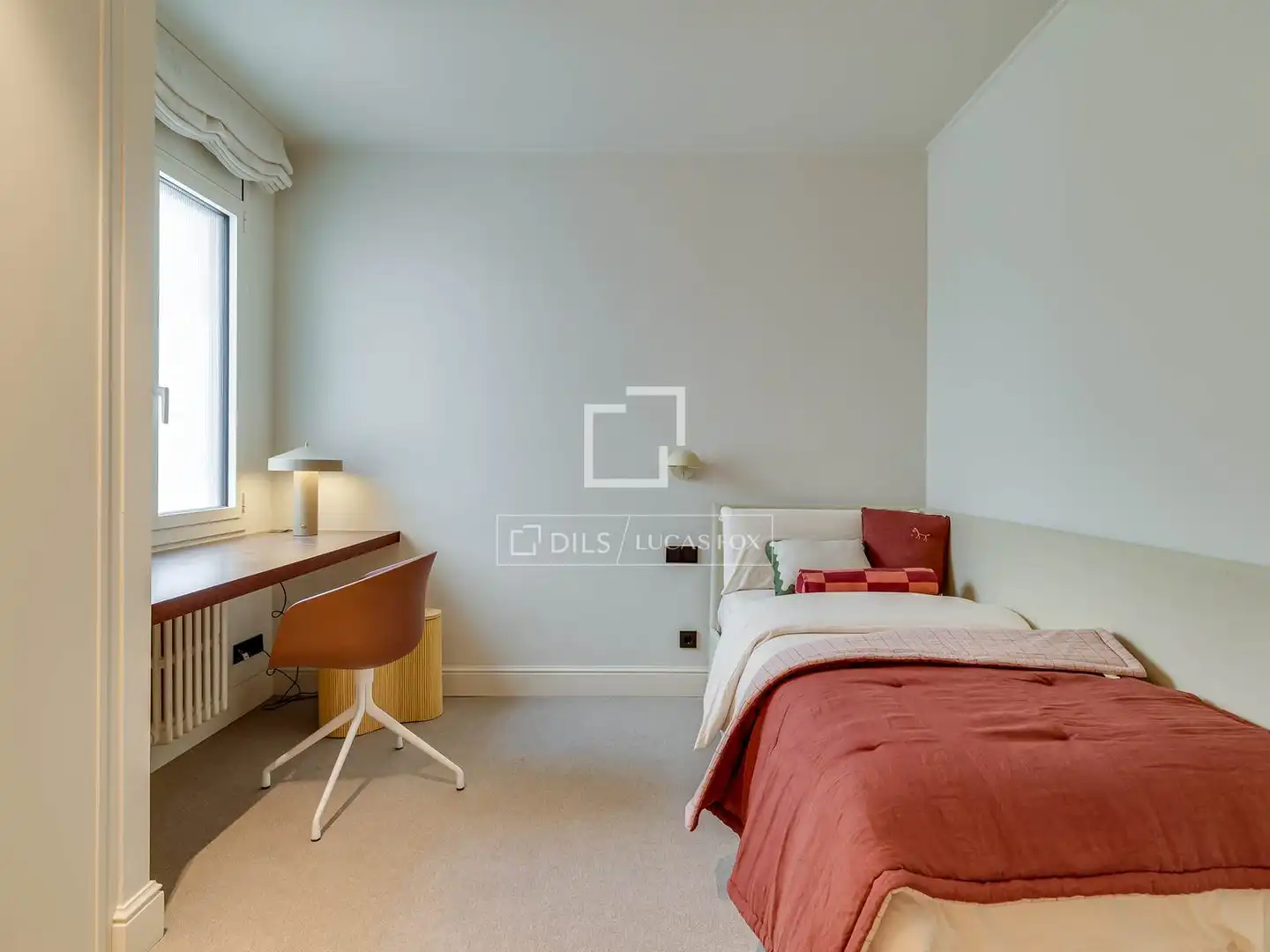 Habitación de Ático en venta en Barcelona con Aire acondicionado, Calefacción y Terraza