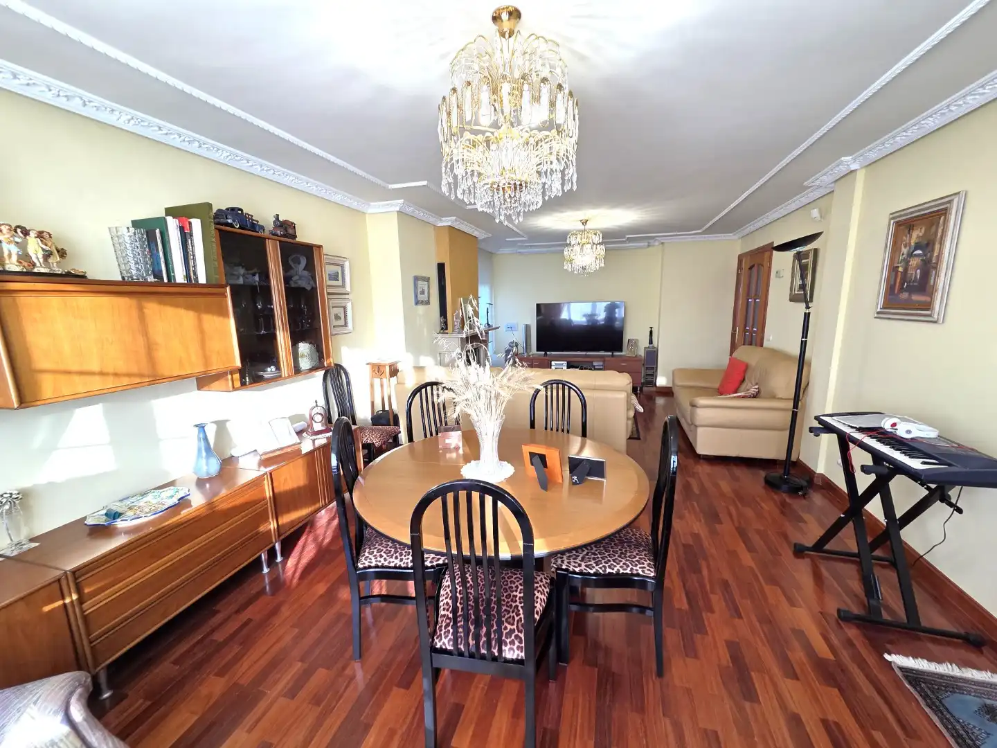 Dining room of Houses for sale in Castrillo del Val  with Heating, Private garden and Parquet flooring