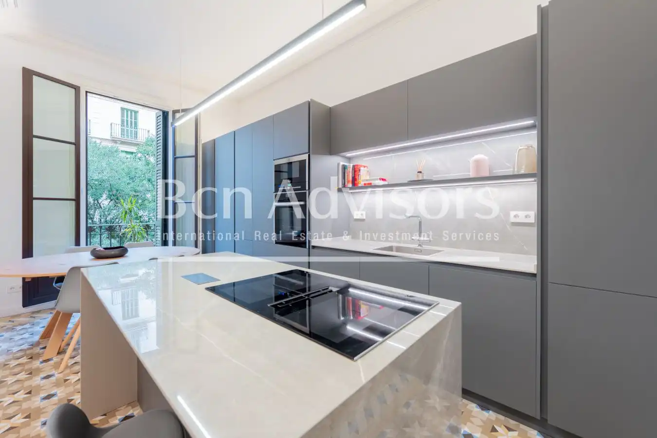 Appartamento con terrazza in vendita a Eixample, imagen 5
