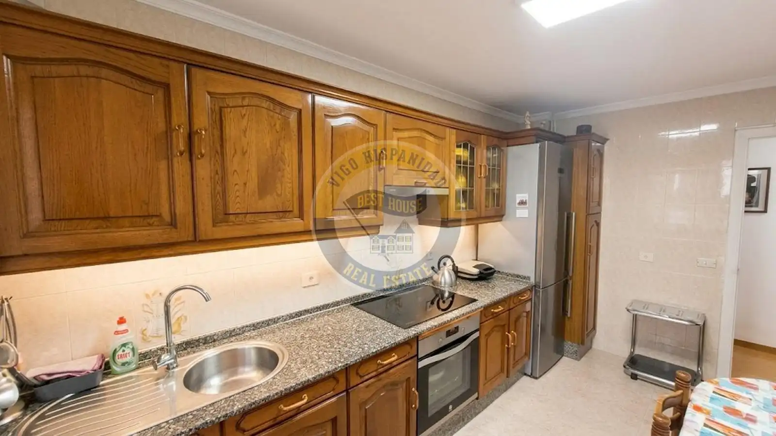Kitchen of Flat for sale in Vigo   with Storage room and Balcony