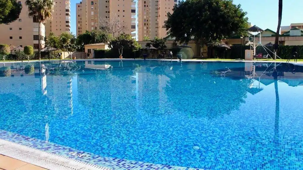 Flat with pool for sale in Playamar - Benyamina, imagen 5