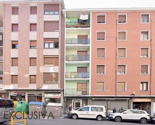 Exterior view of Flat for sale in Basauri   with Balcony