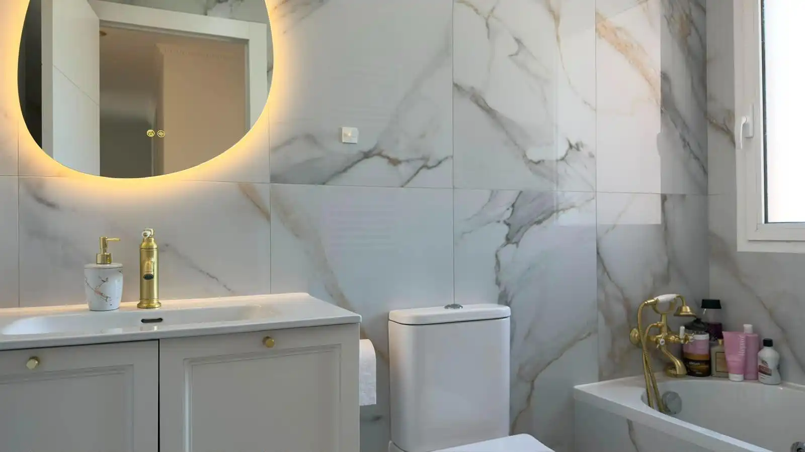 Bathroom of Detached homes for sale in Sant Joan d'Alacant  with Air Conditioner, Terrace and Alarm