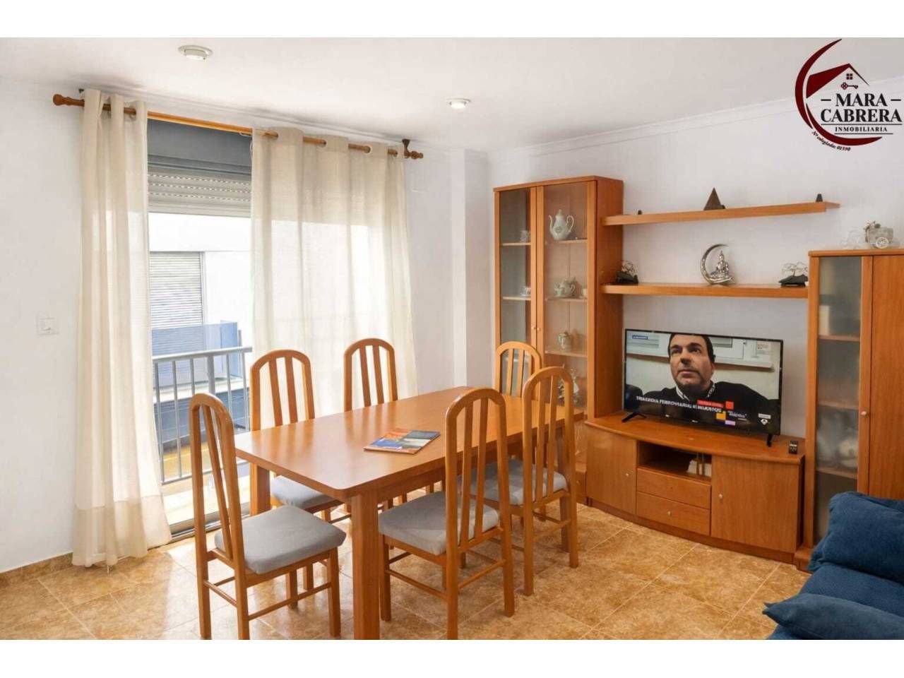 Menjador de Casa o xalet en venda en Benirredrà amb Aire condicionat, Terrassa i Moblat