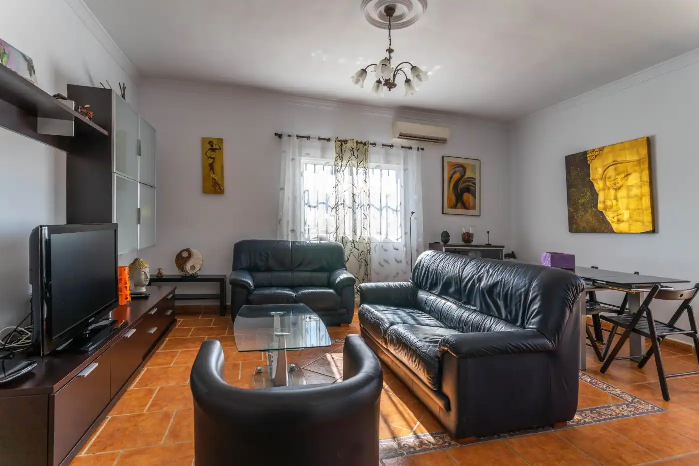 Sala d'estar de Casa o xalet de lloguer en Alhaurín de la Torre amb Aire condicionat, Calefacció i Jardí privat