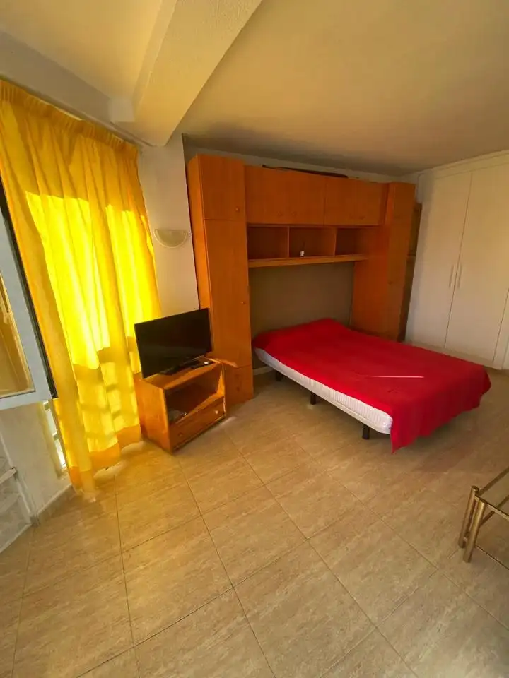 Bedroom of Study for sale in Vélez-Málaga  with Air Conditioner, Furnished and Community pool