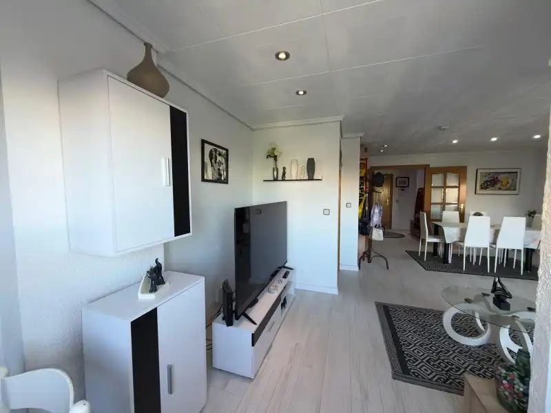 Sala de estar de Piso en venta en Valencia con Aire acondicionado y Balcón
