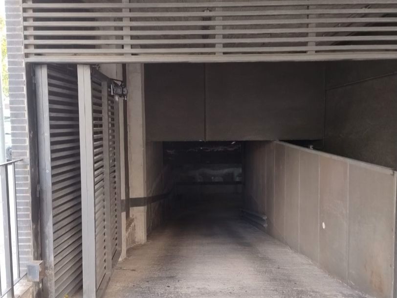 Aparcament de Garatge en venda en Sant Adrià de Besòs