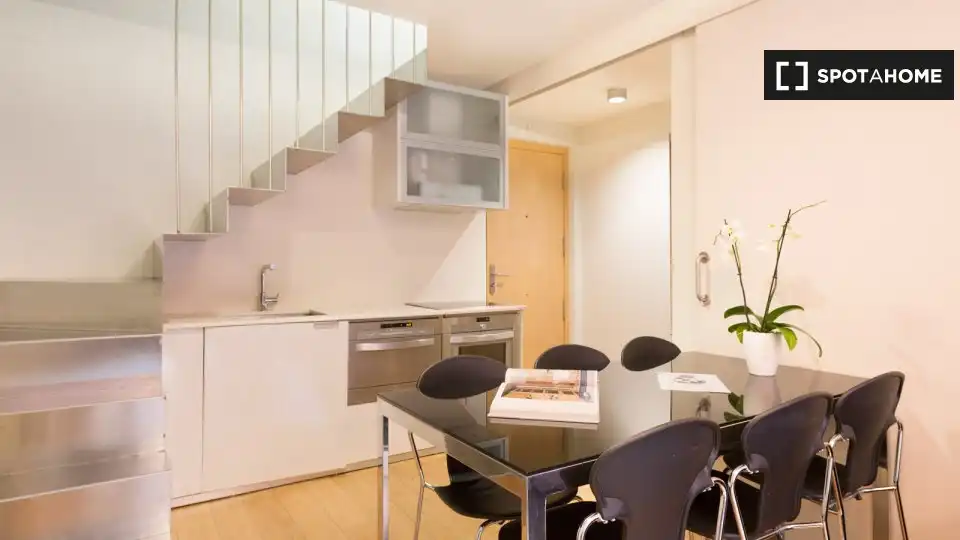 Appartamento con terrazza in affitto a Eixample, imagen 8