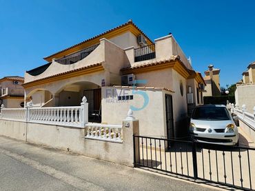 Casa a schiera con piscina in vendita a Orihuela Costa