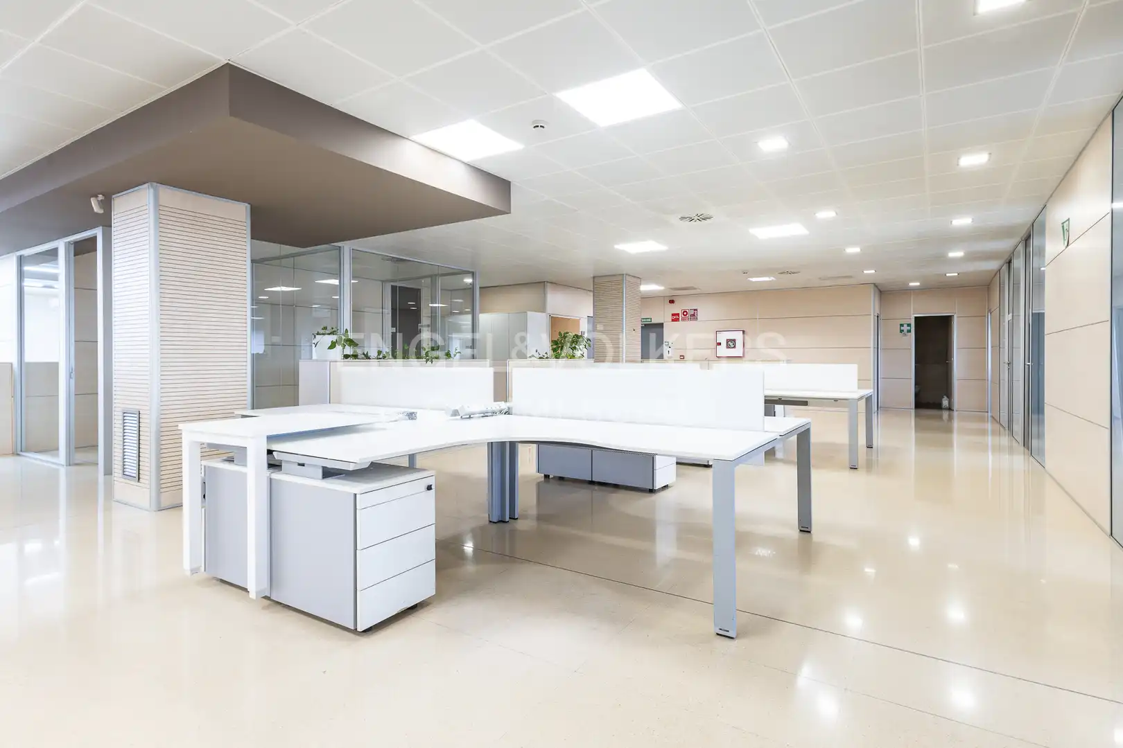 Oficina de lloguer a Centre - Eixample – Can Llobet, imagen 14