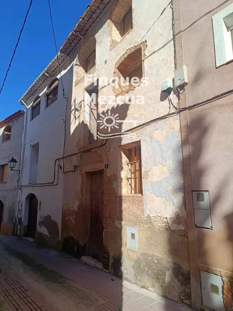 Haus zum Verkauf in VALL DEL