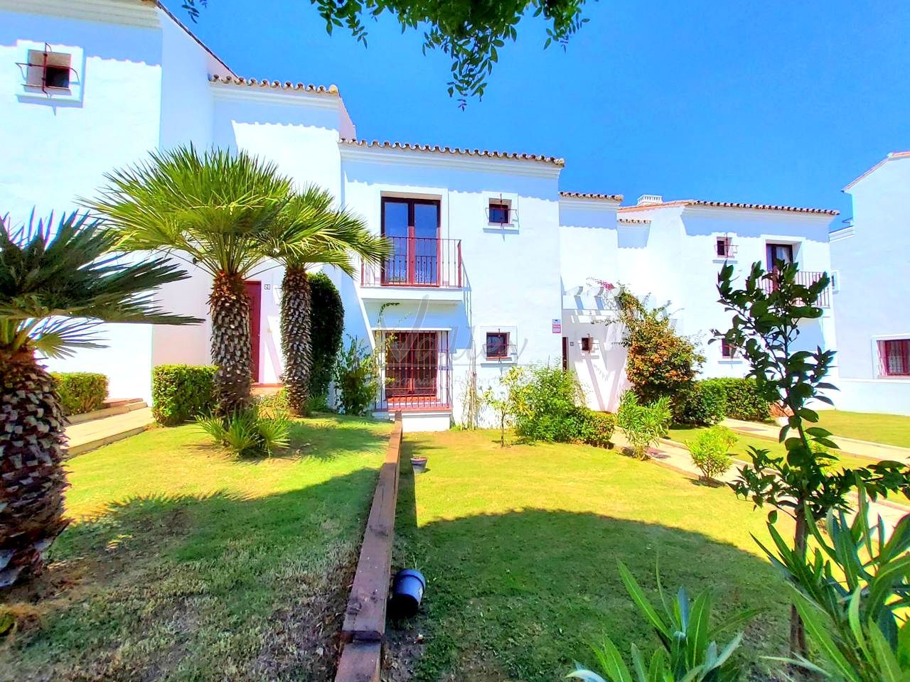 Single-family semi-detached to rent in La Alcaidesa