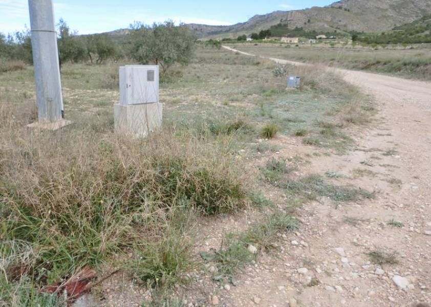 Land for sale in Sax