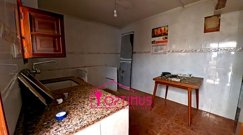 Foto 4 von Einfamilien-Reihenhaus zum Verkauf in Turís, Valencia