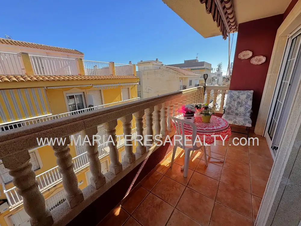 Vista exterior de Piso en venta en Los Alcázares con Aire acondicionado, Terraza y Trastero