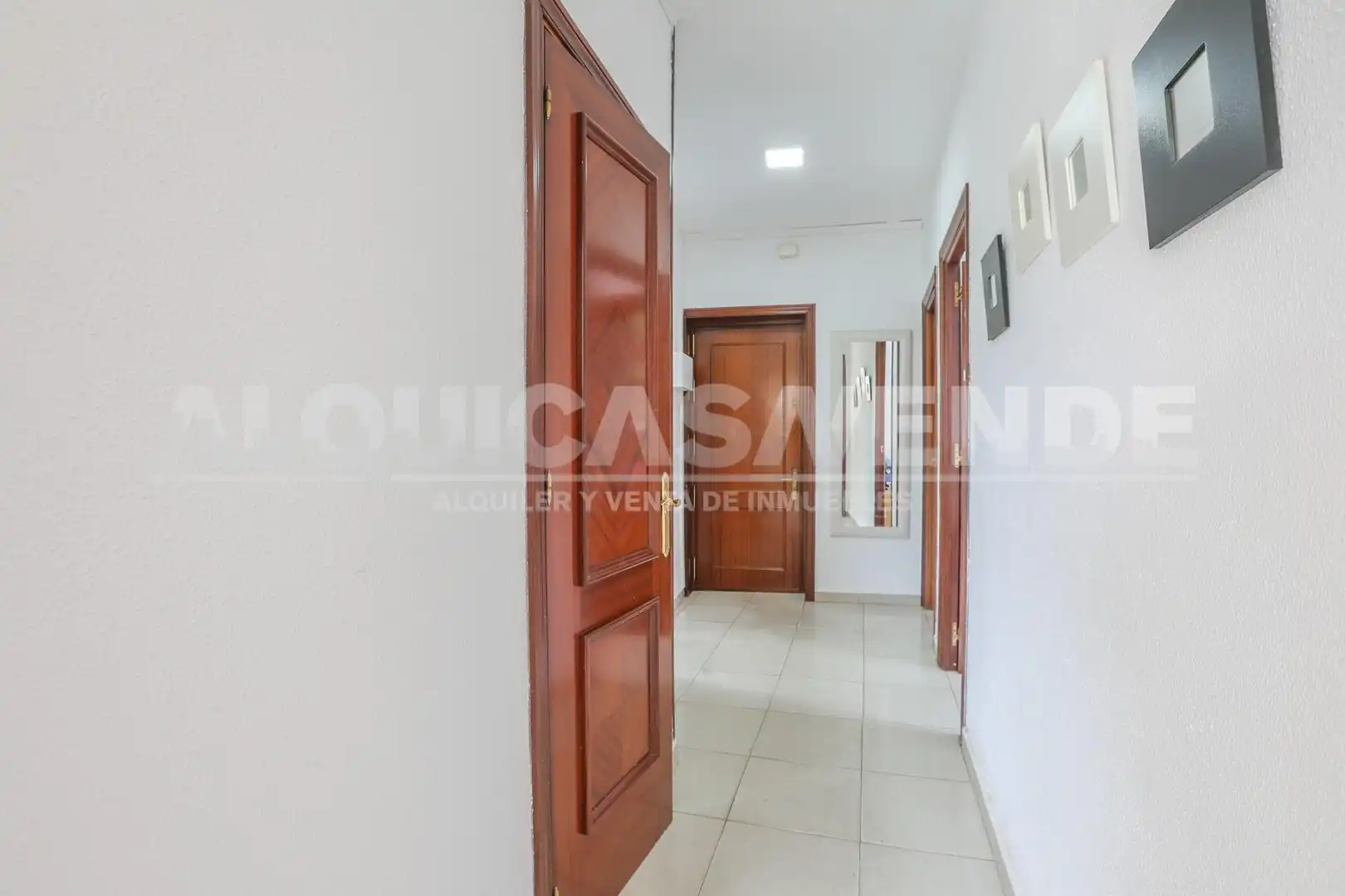 Flat for sale in Sevilla  with Air Conditioner