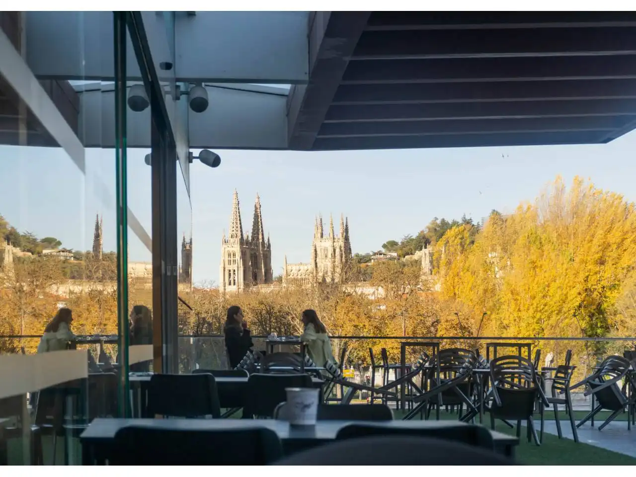 Piso en venta en Burgos con Calefacción, Trastero y Alarma