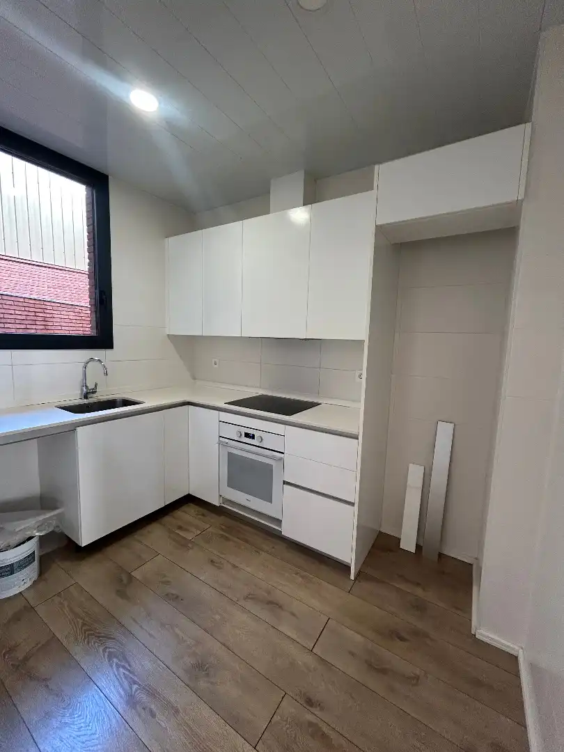 Cocina de Planta baja en venta en Gavà con Aire acondicionado, Calefacción y Parquet