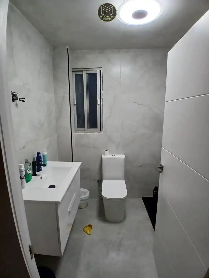 Bathroom of Flat for sale in Jaén  with Air Conditioner