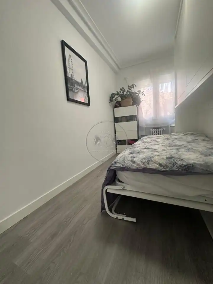 Schlafzimmer von Wohnung zur Miete in Madrid mit Klimaanlage, Heizung und Terrasse