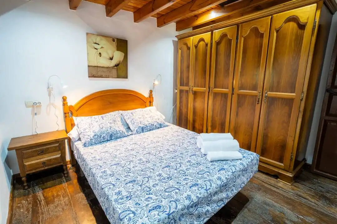 Dormitori de Casa o xalet de lloguer en Villaviciosa amb Calefacció, Jardí privat i Terrassa