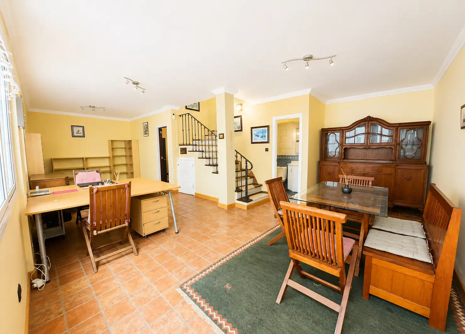 Comedor de Casa adosada en venta en Arico con Terraza, Amueblado y Lavadora