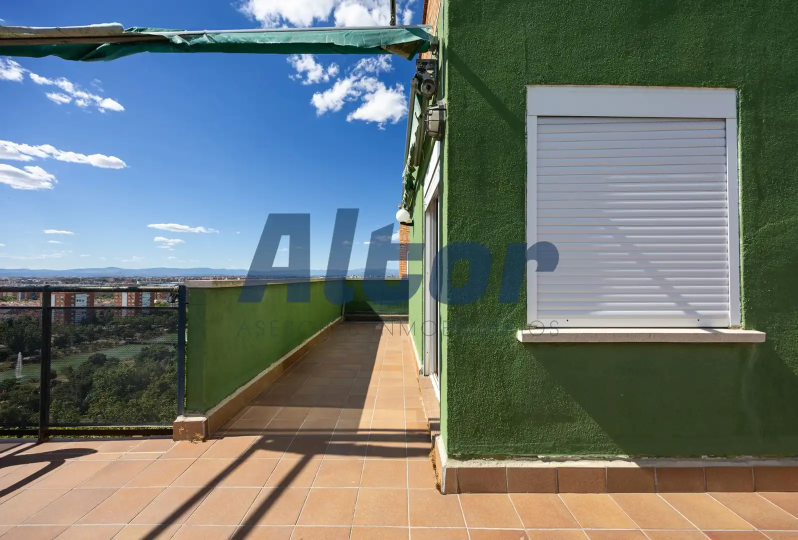 Terrasse von Dachboden zum Verkauf in Fuenlabrada mit Heizung, Terrasse und Alarm
