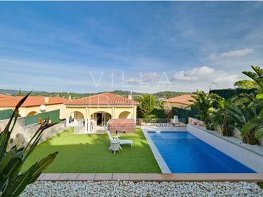 Maison avec piscine à vendre à Paseo Ametista 27