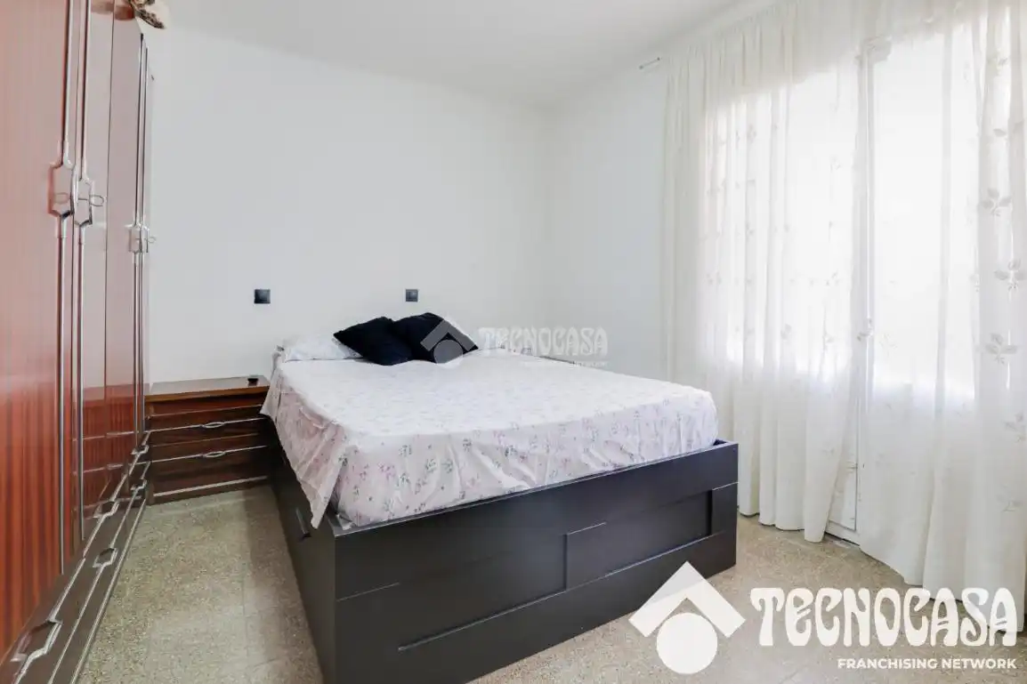 Casa aparellada amb terrassa en venda a Premià de Dalt, imagen 11