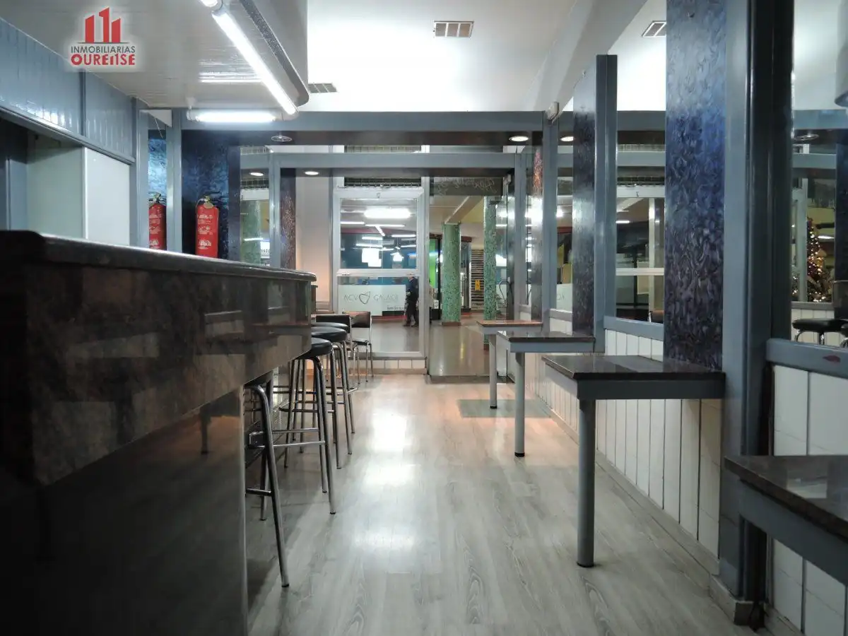 Locale commerciale in vendita a Centro, imagen 2