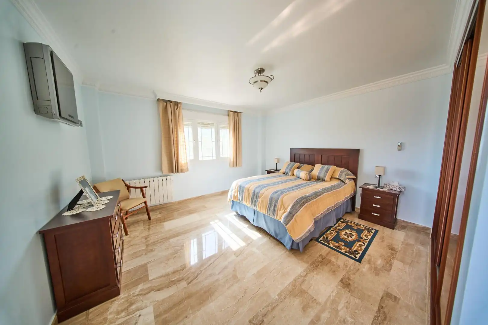 Habitación de Casa o chalet en venta en Dílar con Aire acondicionado, Calefacción y Jardín privado